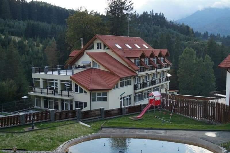 7Soapte Timisu de Jos Exterior foto